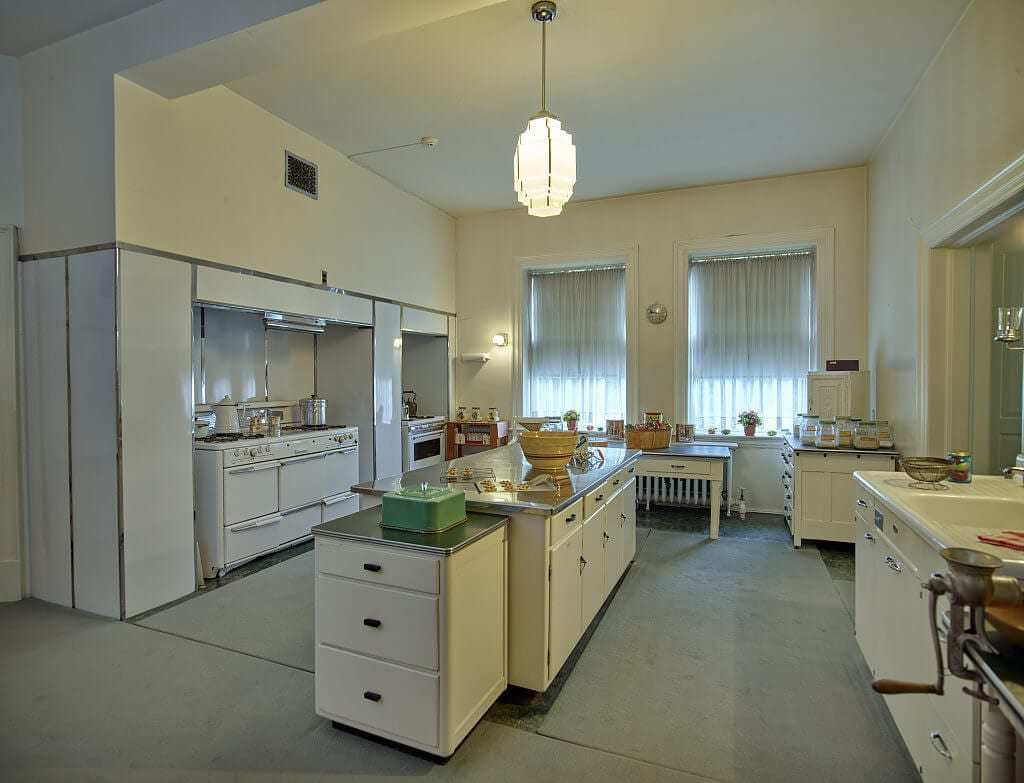 The History Museum Oliver Mansion